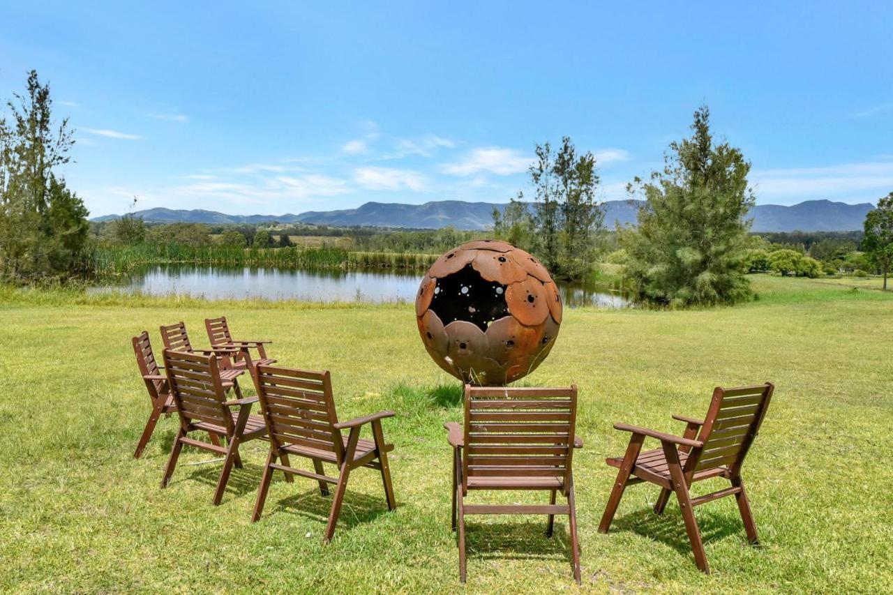 Silver Springs 6Br Luxury Homestead Rothbury Exterior foto